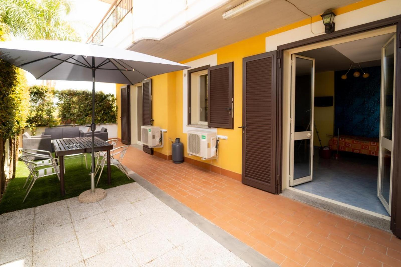 Le Ville Della Contea -Vacation Rentals Mascali Bagian luar foto